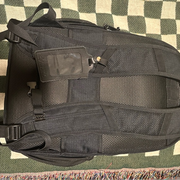 Husky Backpack - Picture 2 of 4